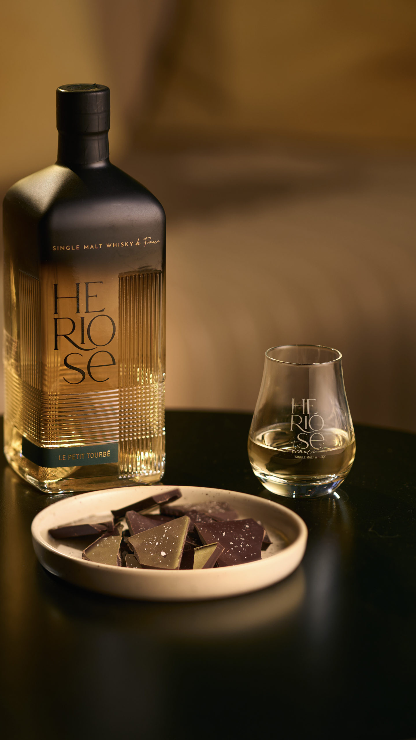 HERIOSE WHISKY-NEAT &CHOCOLATE- @Schuman 1