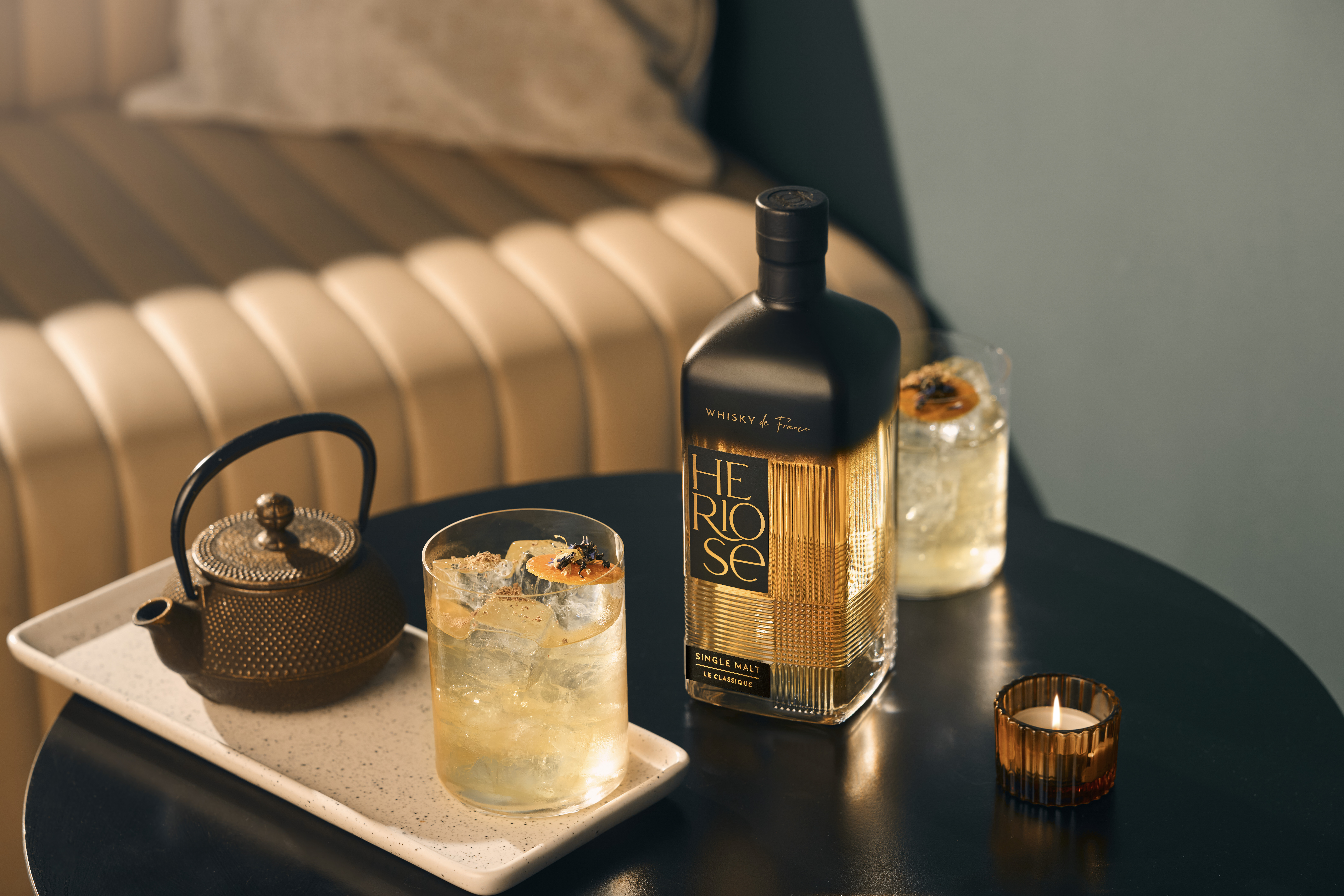 32-HERIOSE BEAUTY TOPVIEW6916 — Theo Schuman